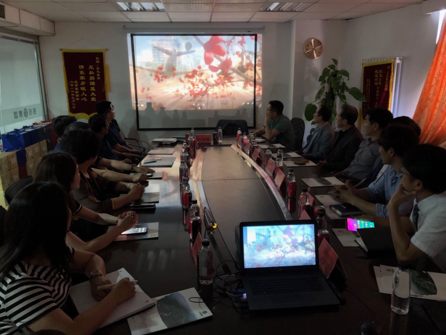 韓國(guó)農(nóng)業(yè)協(xié)會(huì)、漢城BCC公司、韓國(guó)賢光國(guó)際到訪岳氏集團(tuán)與并簽署合作協(xié)議