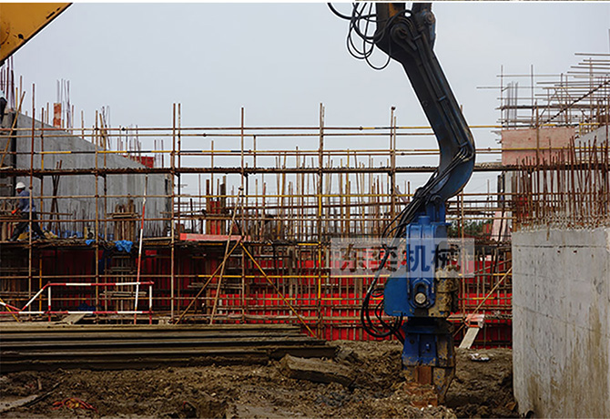 最新打樁工人招聘，行業(yè)現(xiàn)狀透視與各方觀點探討，個人立場表達