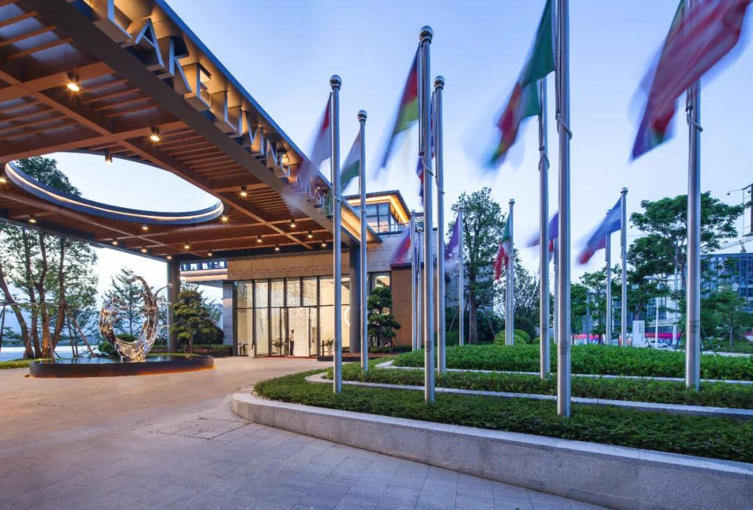 東湖小鎮(zhèn)最新動(dòng)態(tài)，自然美景探索之旅輕松啟程