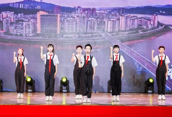 文化與時尚交融，最新廣場舞曲引領(lǐng)2024風(fēng)尚