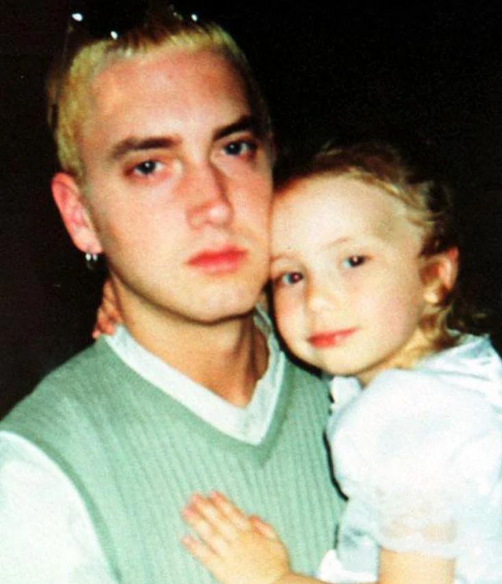 Eminem女兒自然美景之旅的最新照片曝光