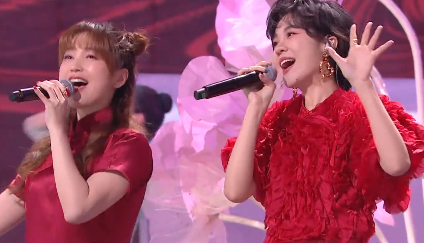 何炅最新照片，自然之旅的心靈探索，尋找平和寧靜的旅程