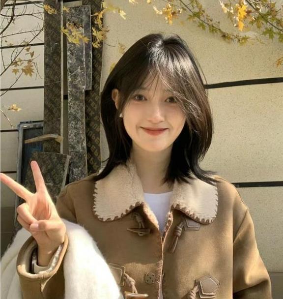 科技與時尚融合，2024年最新流行發(fā)型展望