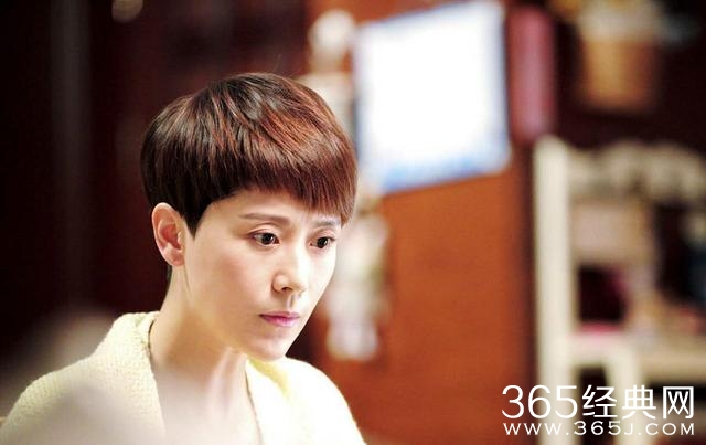 娛樂圈之女王在上，璀璨星途下的榮耀篇章（最新章節(jié)）