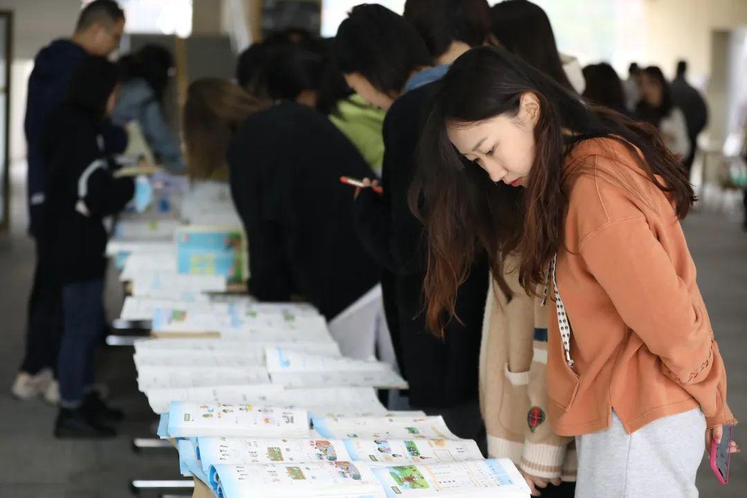 互動作業(yè)最新版本下載指南，輕松獲取最新學(xué)習(xí)資源