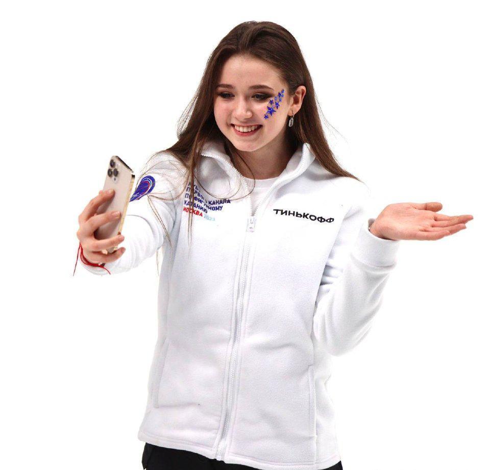 K最新主播帶你領(lǐng)略科技魅力，全新高科技產(chǎn)品震撼亮相！