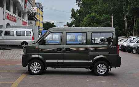 最新五菱越野，突破傳統(tǒng)還是市場挑戰(zhàn)的挑戰(zhàn)者？