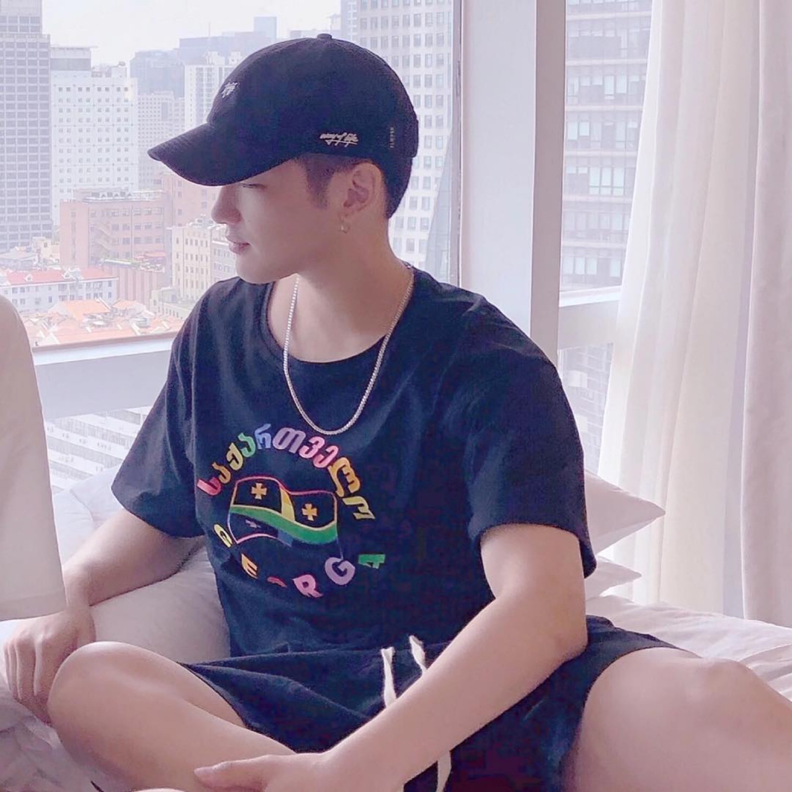 單人情侶的日常趣事，最新篇章