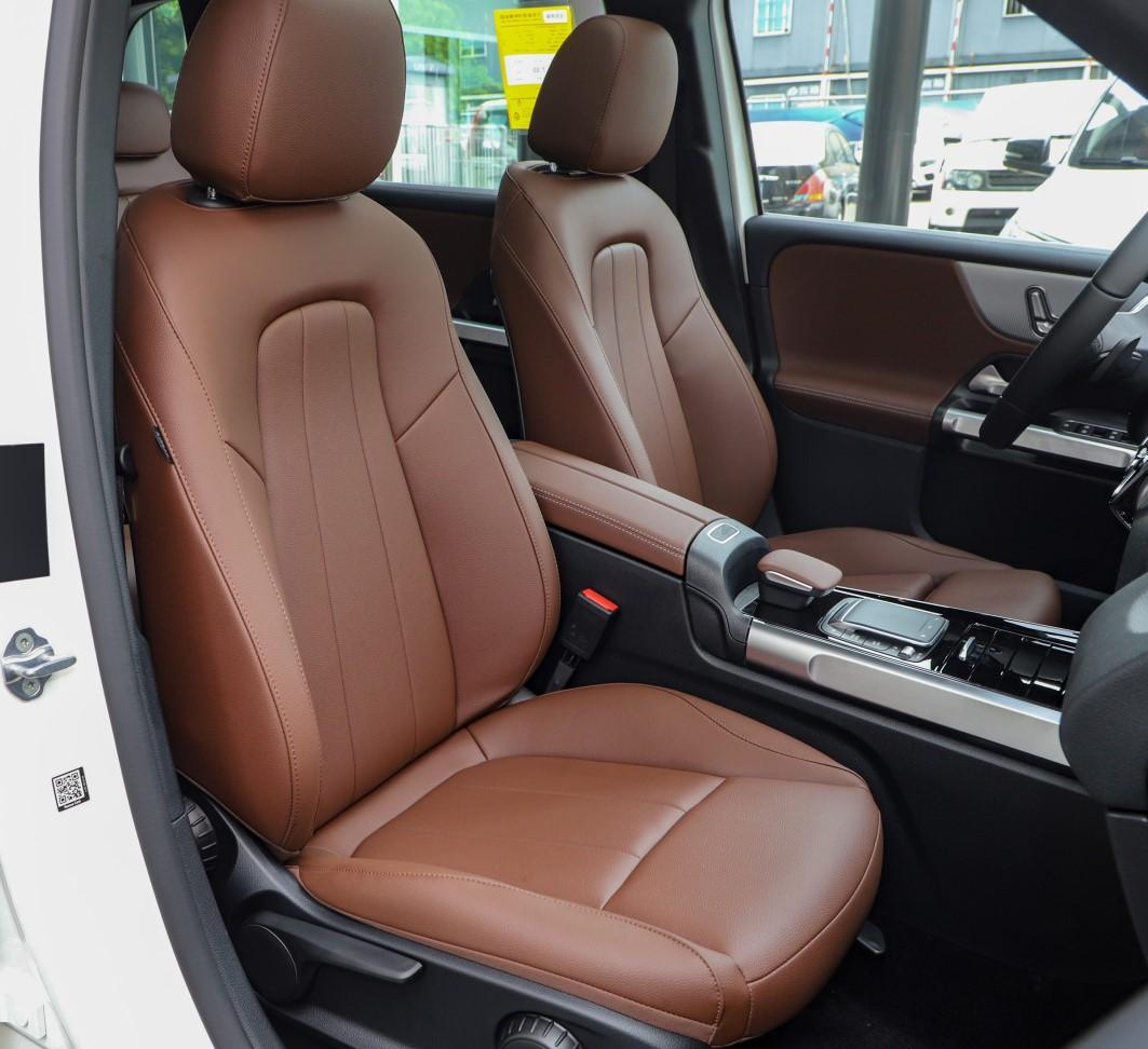 奔馳200最新報價，豪華與性能的完美融合