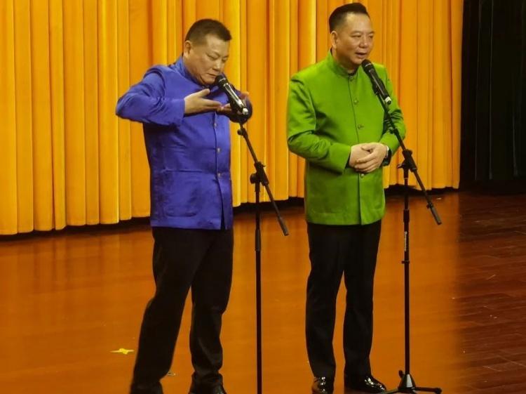 滑稽演員徐磊的老公，舞臺(tái)背后的靈魂伴侶