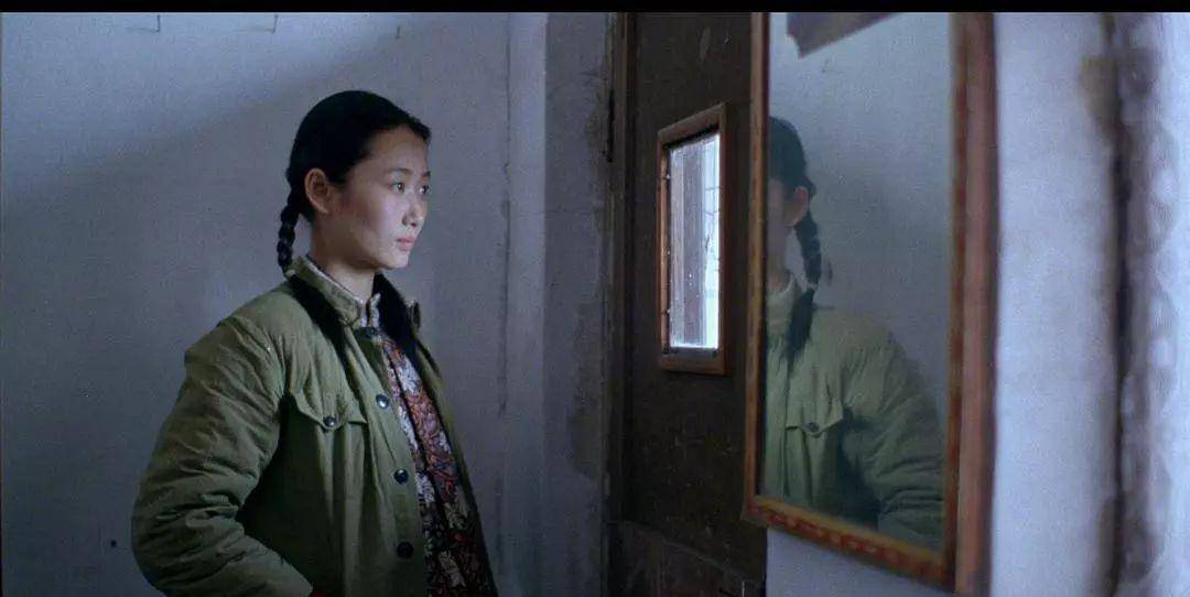 演員任逍遙，舞臺(tái)與銀幕的魅力人生探索