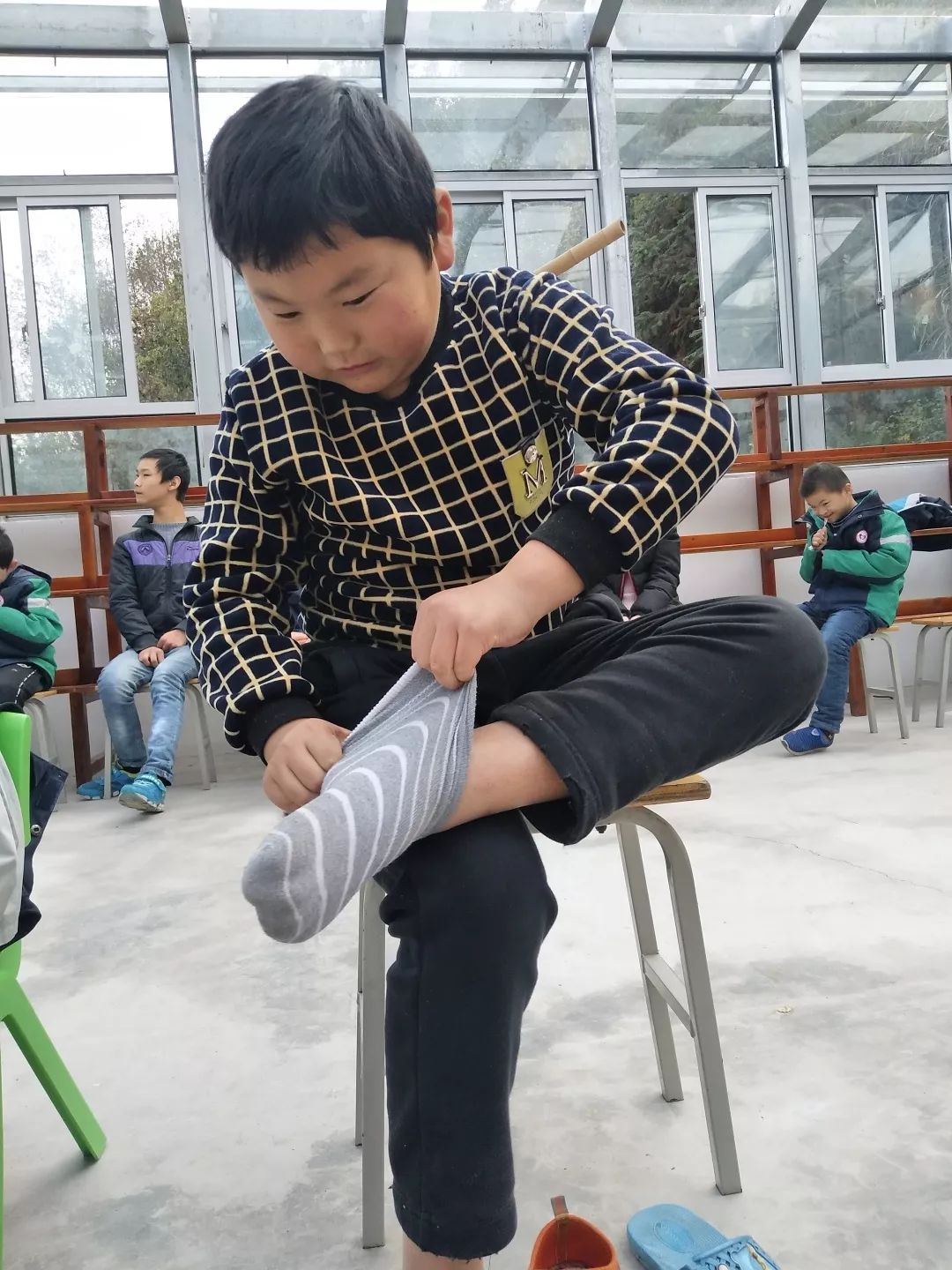 穿襪子比賽，心靈與自然的競技之旅