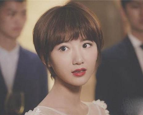 最新網(wǎng)紅短發(fā)造型詳解，時尚短發(fā)打造步驟指南與照片參考