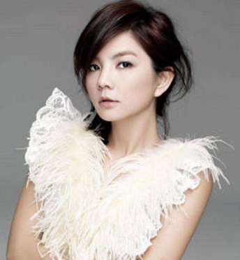 星光下的秘密，明星狐臭揭秘與香氛奇遇探秘