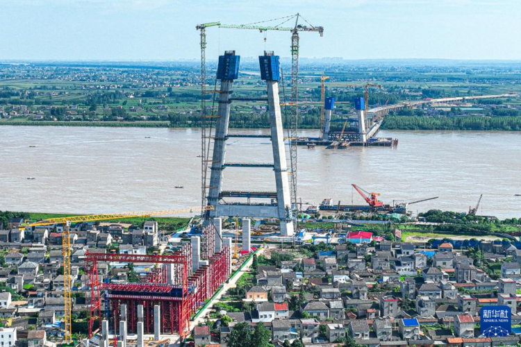 長江百里洲大橋最新進(jìn)展，連接未來的橋梁，成就夢(mèng)想的翅膀