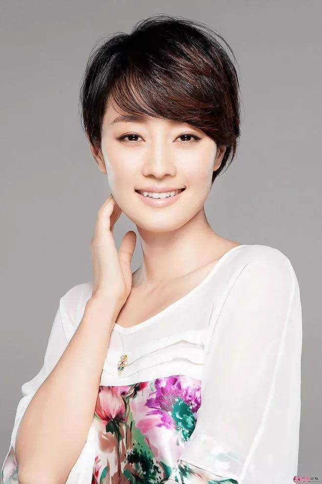 十大女明星傳奇星途，閃耀人生的傳奇故事