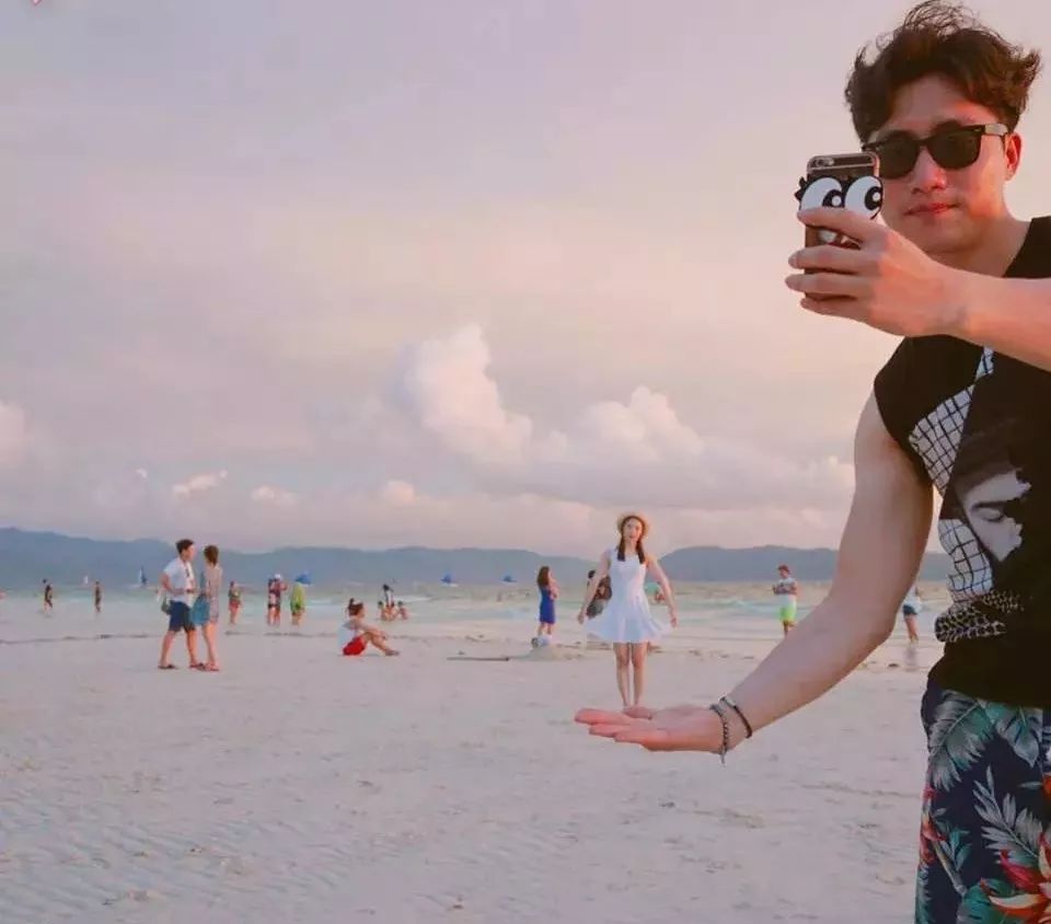 定格甜蜜時(shí)光，旅行情侶照記錄時(shí)代愛(ài)情印記