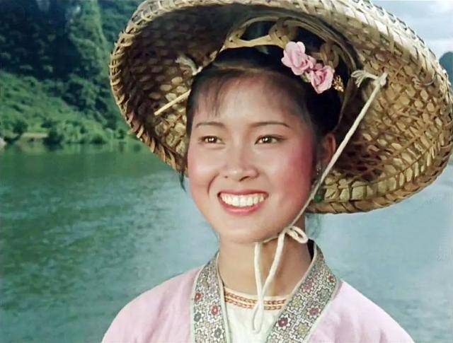 劉三姐電影，展現(xiàn)變化、自信與成就的力量傳奇之旅