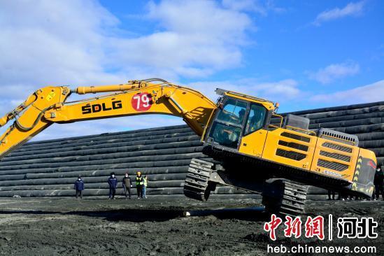 挖土機比賽，科技巨擘較量，重塑未來工程機械魅力之戰(zhàn)