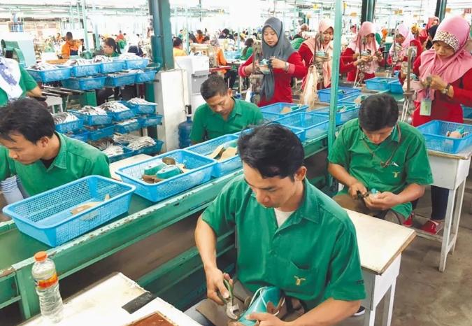 九興鞋業(yè)最新職位招聘，日常趣事與職業(yè)發(fā)展的交匯點(diǎn)