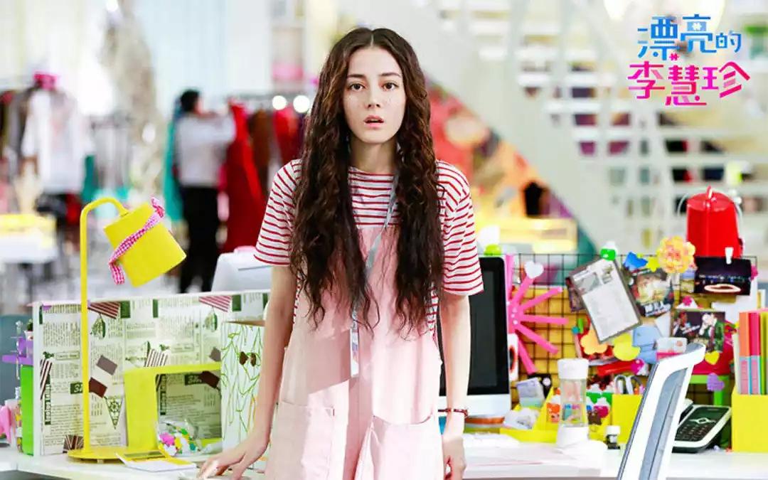 江姓演員，演藝之路的閃耀之星