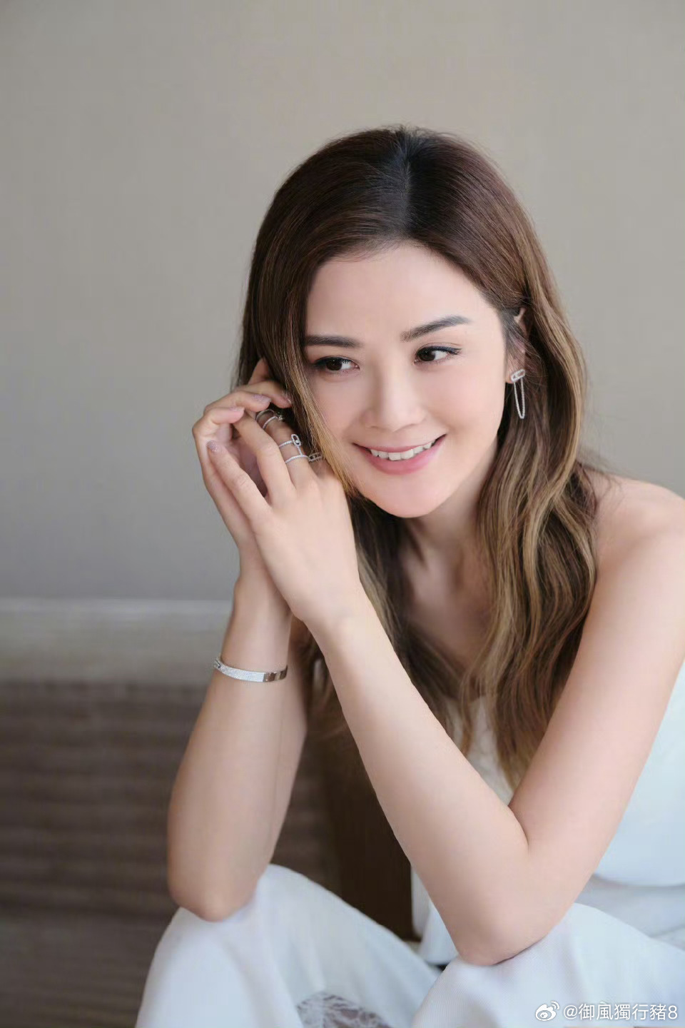 蔡卓妍最新電視劇，時(shí)代之光下的璀璨星辰