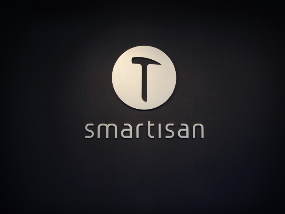 錘子最新版，科技與工藝完美融合之作