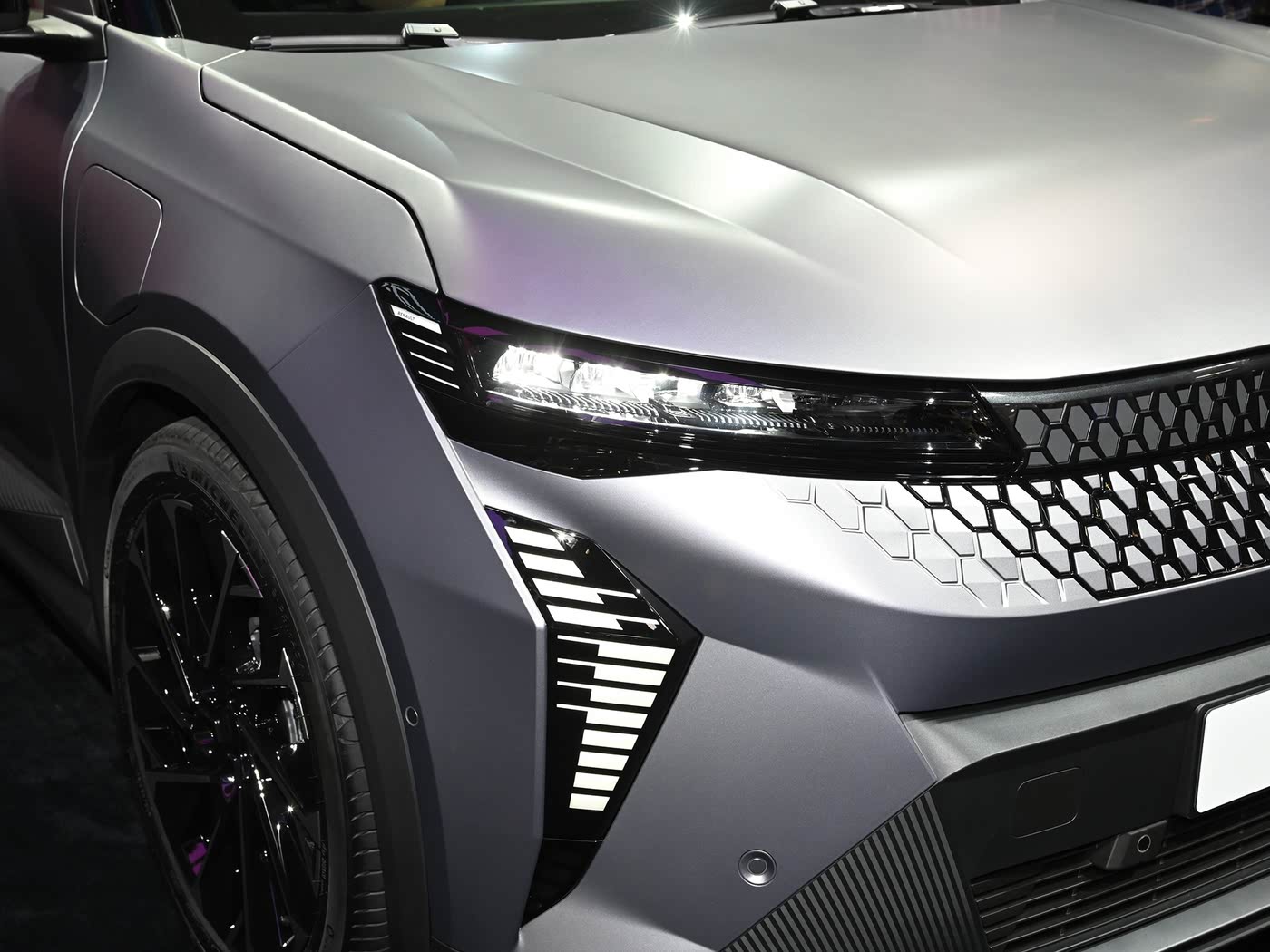 最新汽車(chē)報(bào)價(jià)2024，購(gòu)車(chē)指南與趨勢(shì)分析及市場(chǎng)預(yù)測(cè)