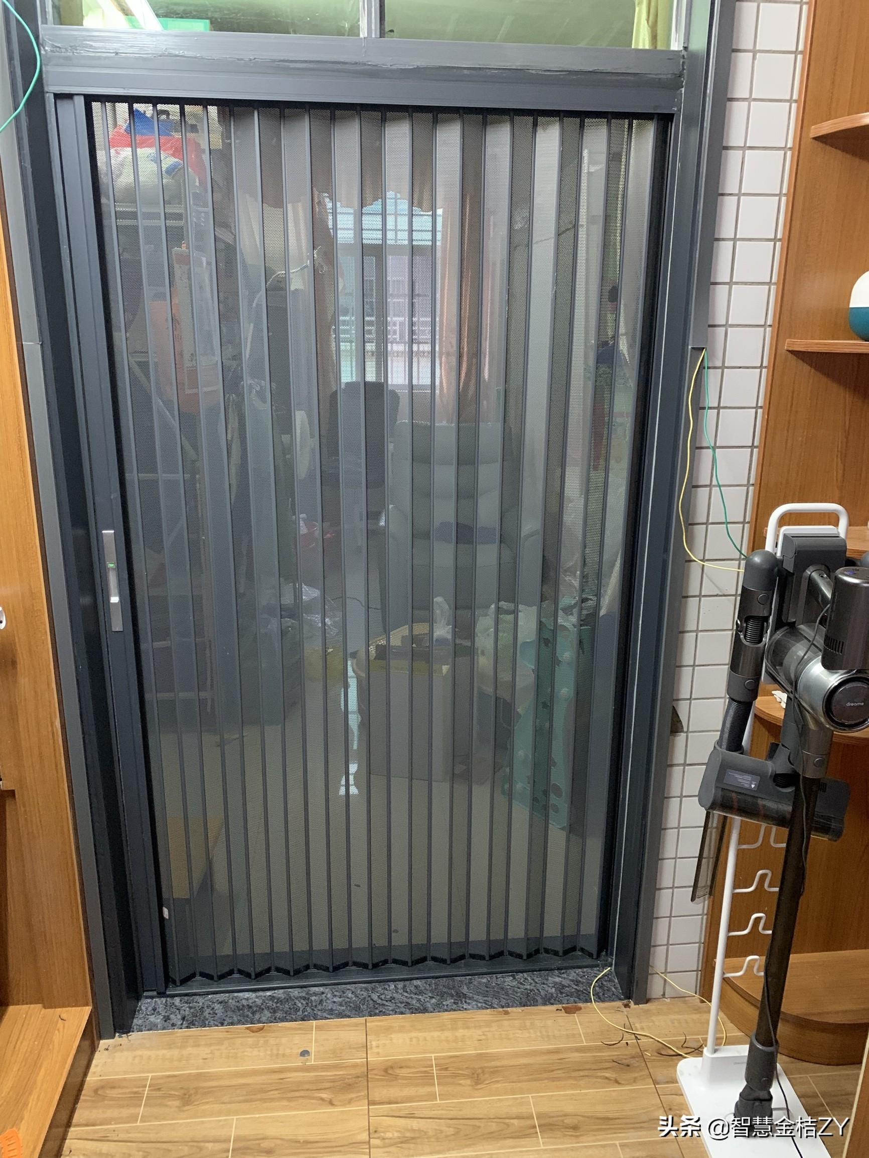 最新折疊門，開啟變化之門，自信邁向成功之路的時尚之選