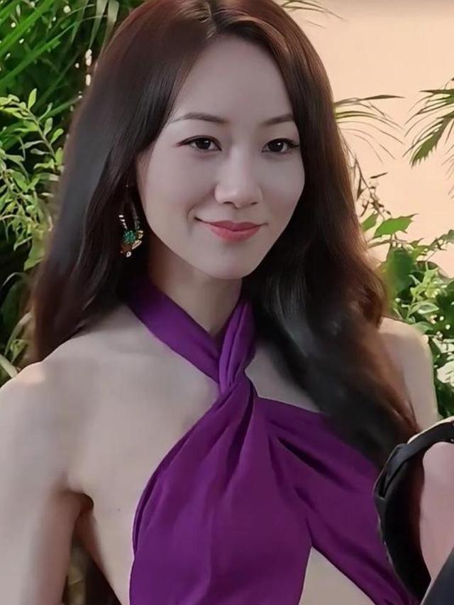 女性頭像時尚潮流演變，最新風尚與2025年流行趨勢預(yù)測