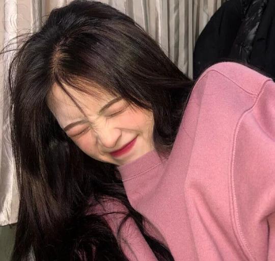 最新個(gè)性女生頭像，小巷深處的獨(dú)特風(fēng)尚風(fēng)采