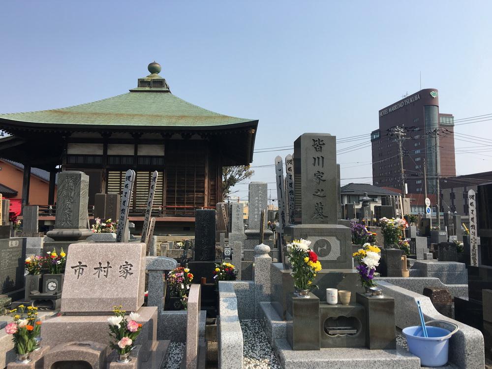 最新墓地圖片與小徑特色小店，探尋安寧之地的獨(dú)特韻味