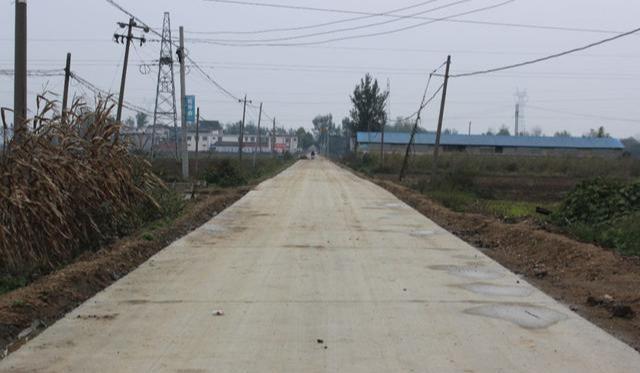 鄧州干部調(diào)整背后的故事，小巷深處的獨(dú)特風(fēng)景與美食瑰寶揭秘