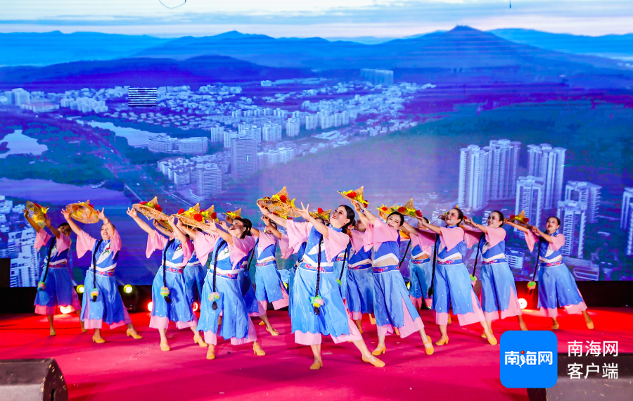 廣場(chǎng)舞2025最新風(fēng)潮，舞動(dòng)你的世界！?