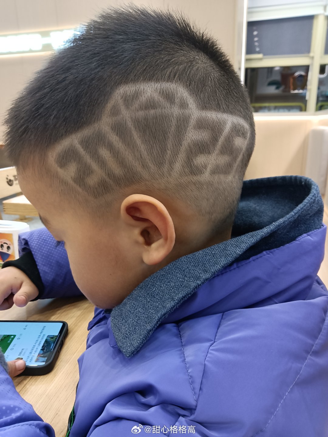 小杰的潮流之旅，最新兒童發(fā)型男的友情故事與發(fā)型風(fēng)采