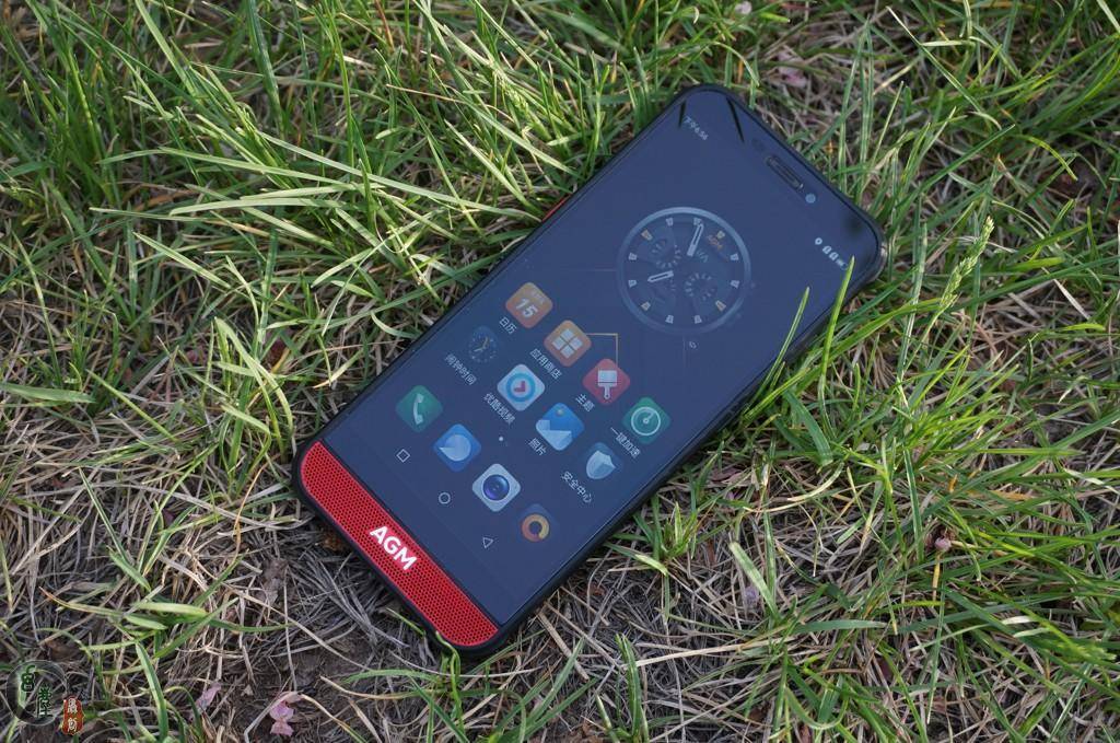 重磅新品手機亮相，科技魅力一網(wǎng)打盡！