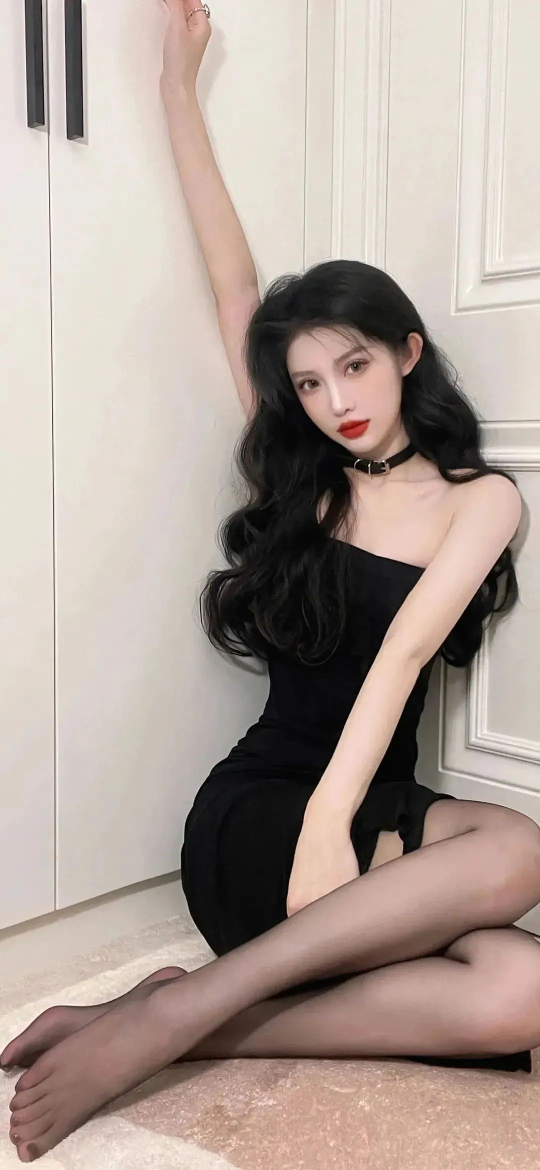 時(shí)尚美女圖片精選，最新潮流盡收眼底