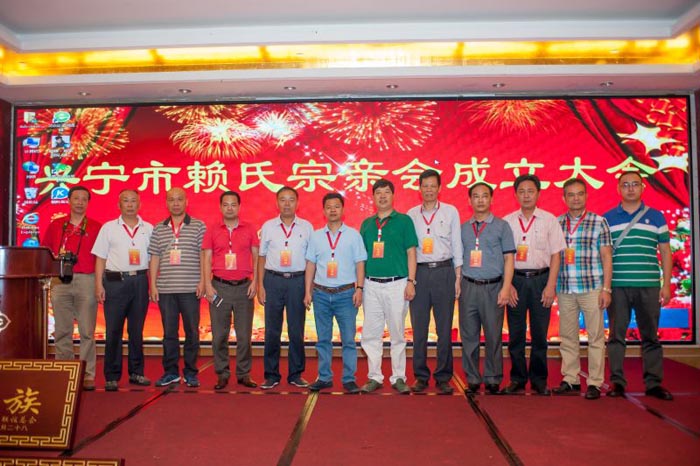 賴氏最新動(dòng)態(tài)引領(lǐng)科技潮流，重塑未來生活體驗(yàn)新篇章