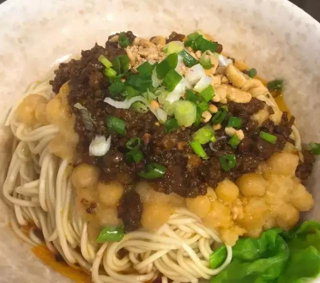 最新重口話題深度論述，揭示觀點(diǎn)與探討熱議