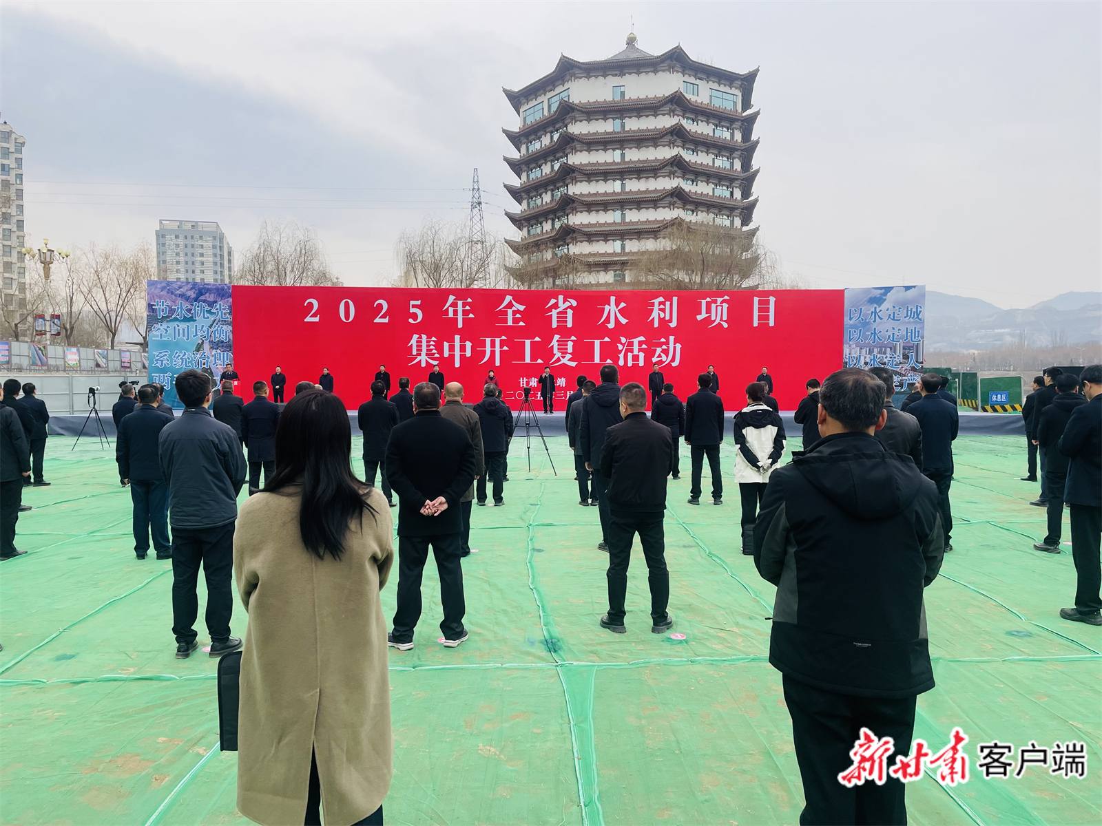 甘肅復(fù)工最新動態(tài)，自然美景探索之旅，重拾內(nèi)心平靜