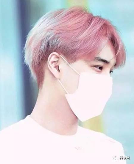 最新染色男潮流指南，引領(lǐng)時(shí)尚潮流，讓你瞬間成為焦點(diǎn)之王！