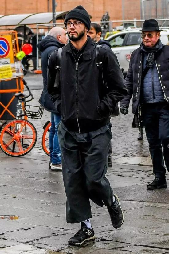 最新服飾男，引領(lǐng)時(shí)尚潮流的先鋒