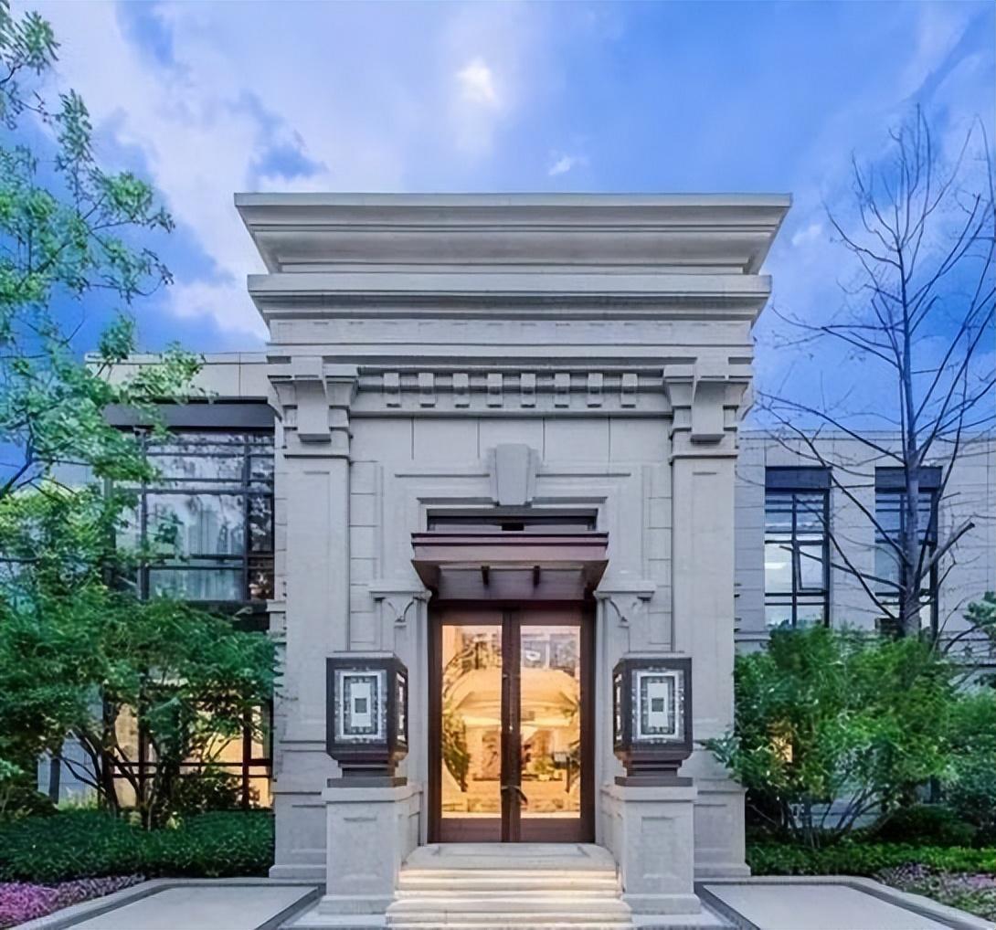 時(shí)代變遷的象征，最新大門的開(kāi)啟