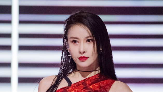 浪姐最新淘汰名單，變化中成長，自信成就輝煌之路