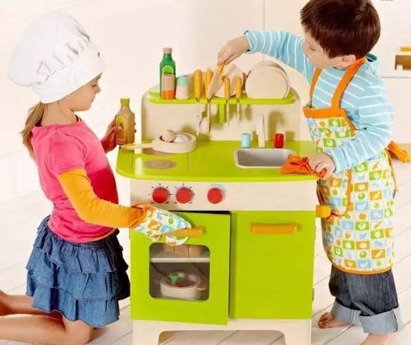 小女孩最新玩具趨勢與選擇探討，時尚之選揭秘