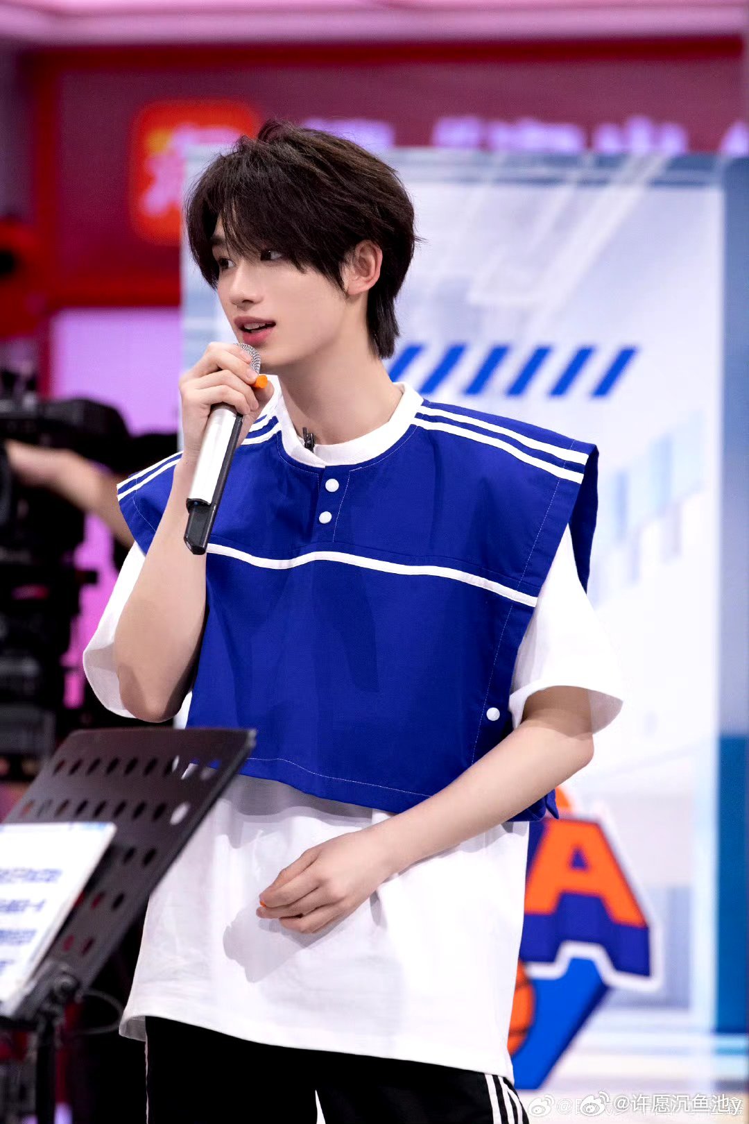 丁程鑫最新綜藝節(jié)目，變化的力量與自信成長的旋律